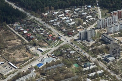А потом Серпухов вдруг окажется по левому борту, а Ока - по правому. Наверно из-за того, что земля круглая. Или из-за того, что руководят небом круглые идиоты