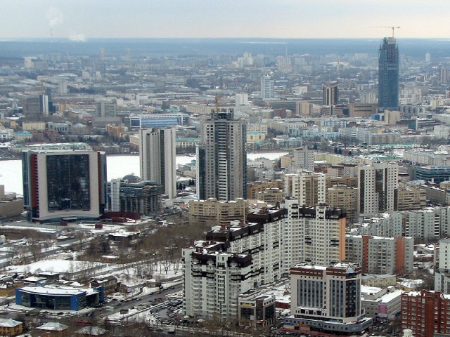 Заход с Верх-Исетского пруда в центр