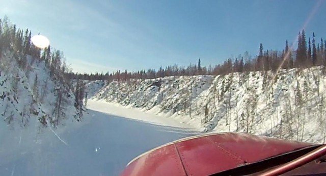NarrowRiver.JPG
