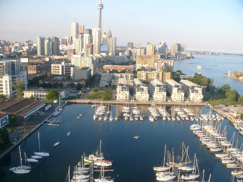 Yacht Club, downtown Toronto, RW15 appr.