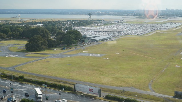 Sidney_Airport_2.jpg