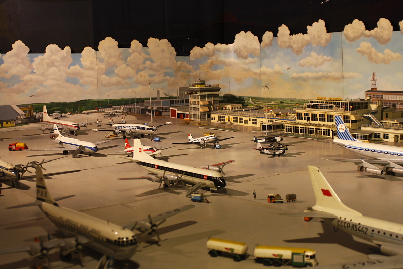 lelystad4_models1.JPG