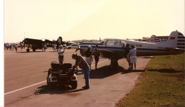 Yak-18T 009 (Large).JPG