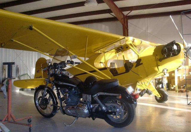 Классический Piper J-3 Cub &amp; Harley Davidson